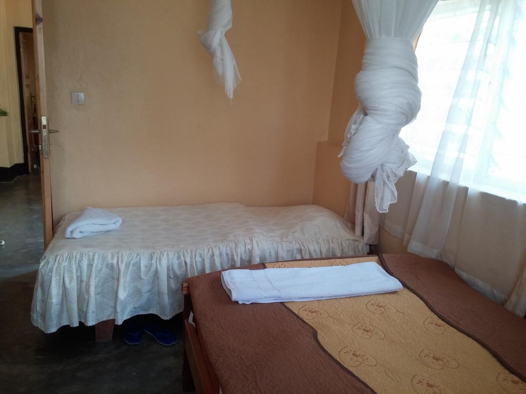 Home Saint Jean Kibuye Bagian luar foto
