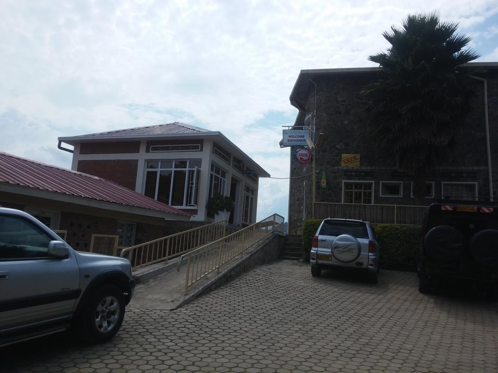 Home Saint Jean Kibuye Bagian luar foto
